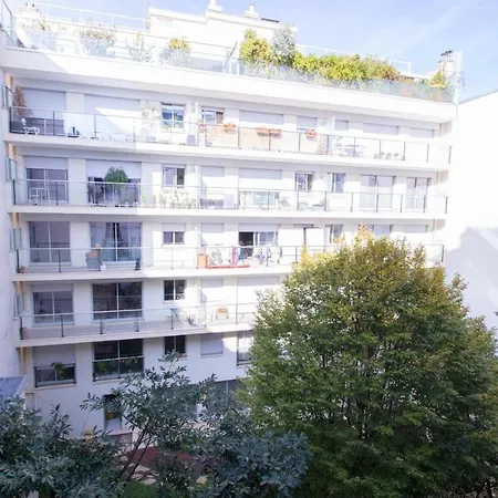 Familial Calme Pres De La Tour Eiffel Apartment