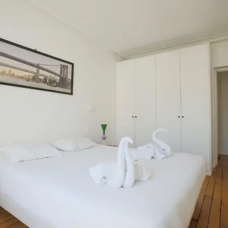 Apartment Familial Calme Pres De La Tour Eiffel Paris